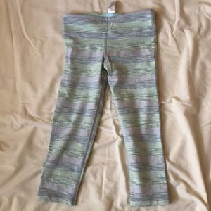 Ivivva girl Capri pants